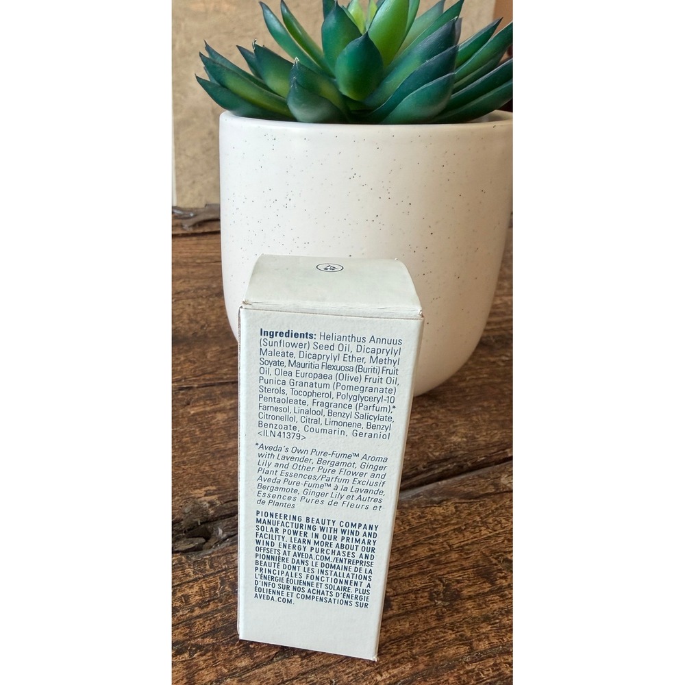 NIB AVEDA Dry Remedy Daily Moisturizing Oil Treatment Hair Natural Women 1 fl oz - Picture 3 of 4